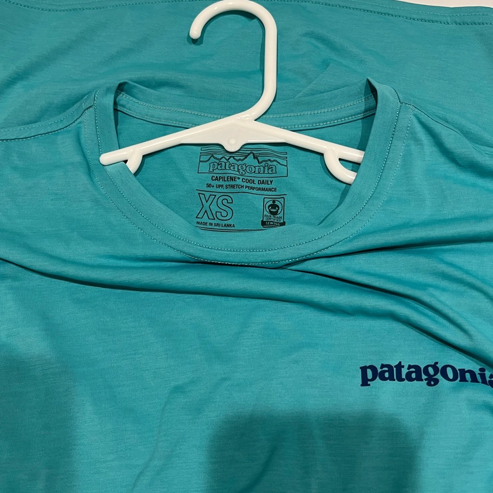 Patagonia XS Dry Fit Shirt